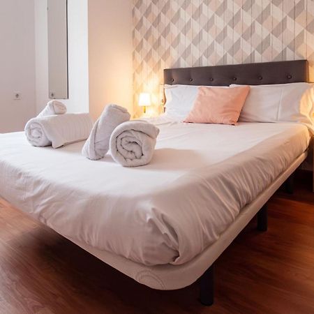 Flats Burjasot 73 Apartment Valencia Bagian luar foto