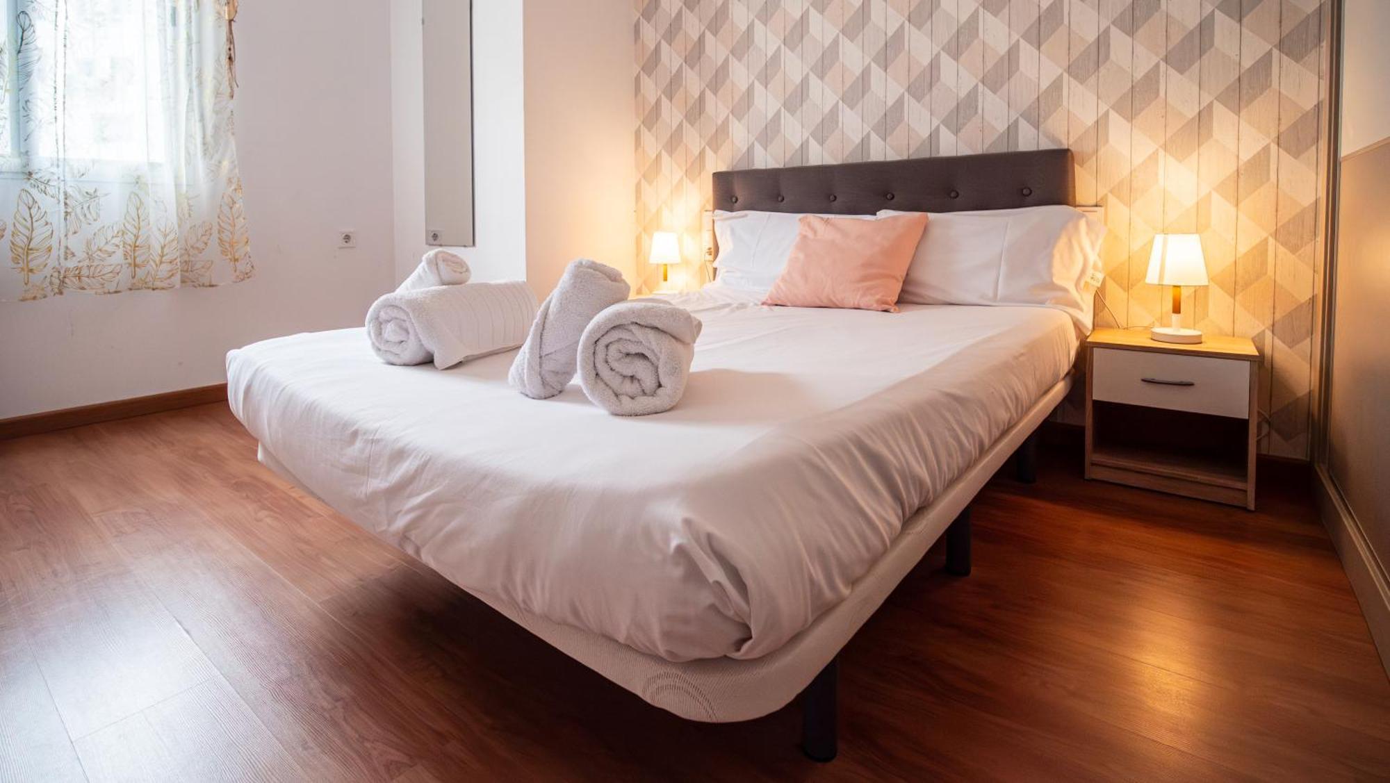 Flats Burjasot 73 Apartment Valencia Bagian luar foto