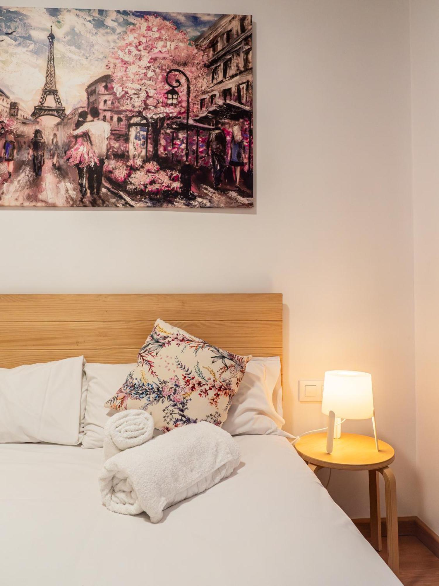 Flats Burjasot 73 Apartment Valencia Bagian luar foto