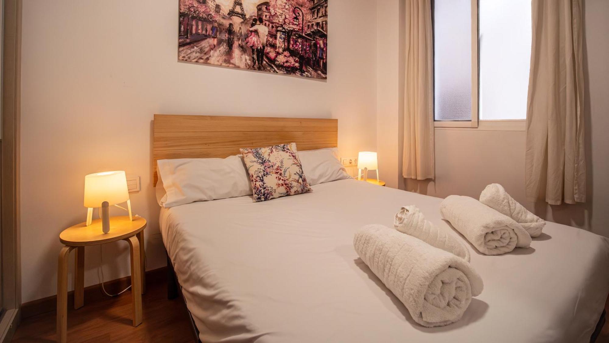 Flats Burjasot 73 Apartment Valencia Bagian luar foto